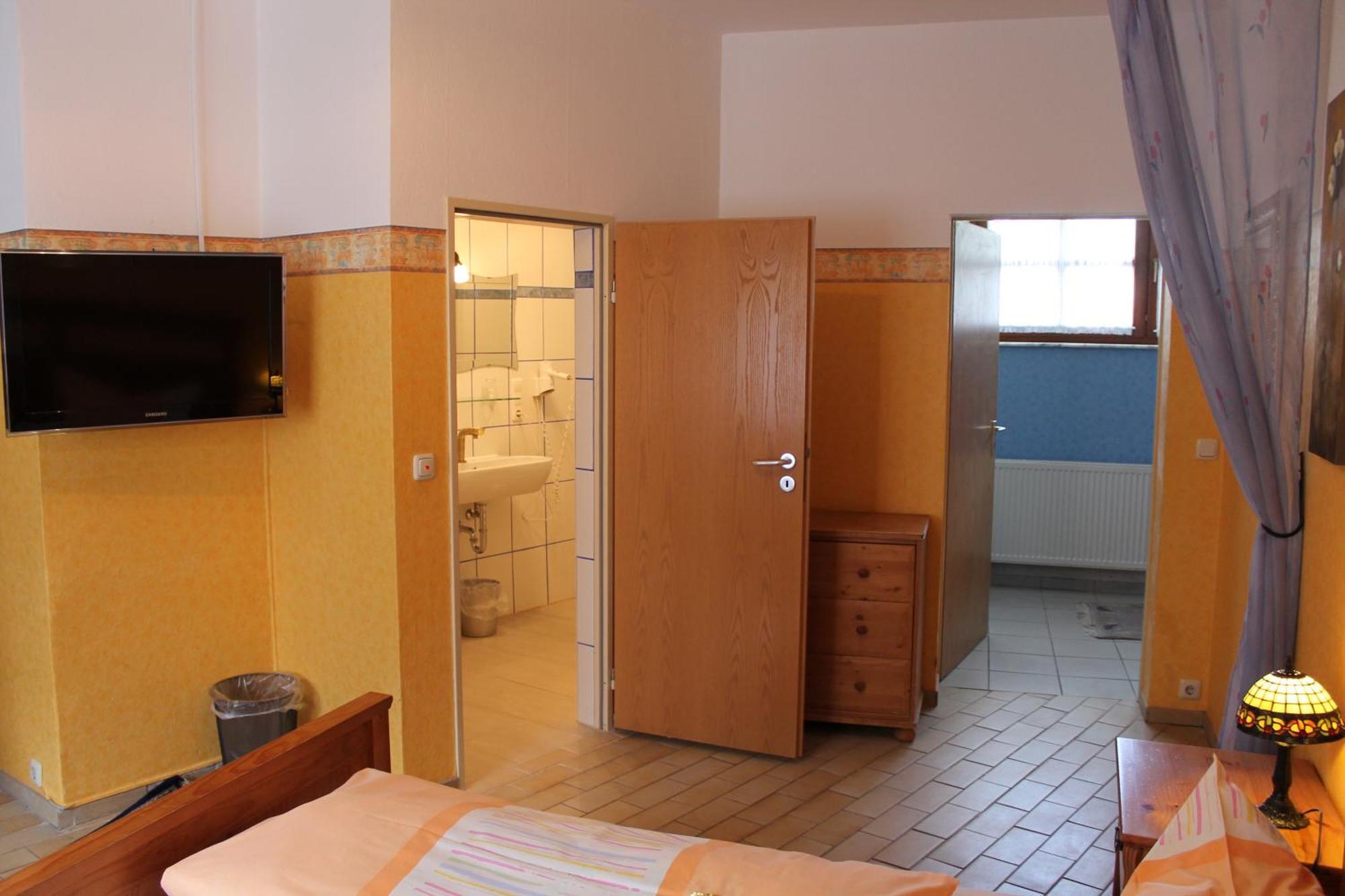 Hotel Kreuzerhof Garni 2*