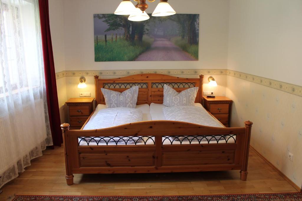Kreuzerhof Garni Hotel